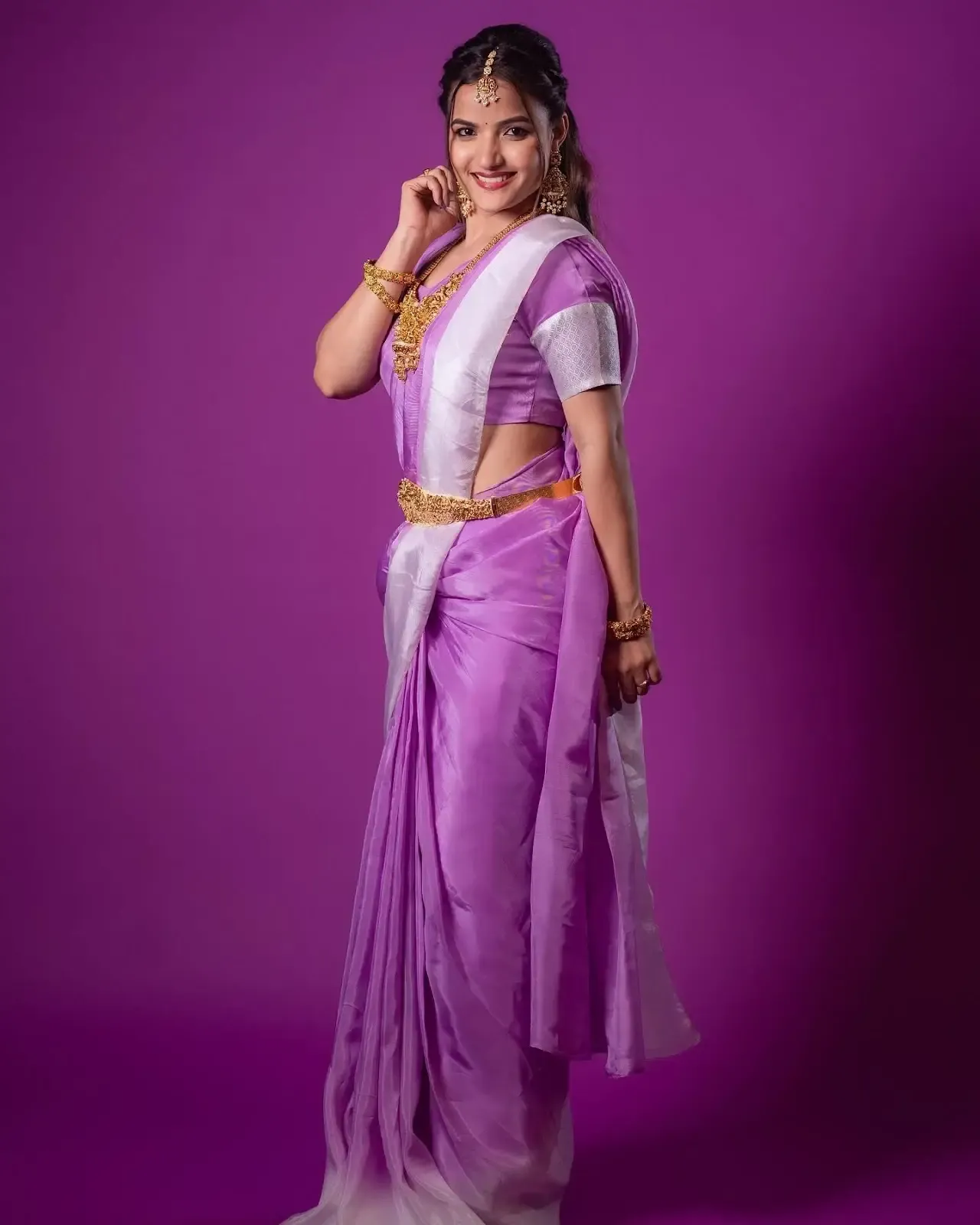 Indian Television Actress Siri Hanumanth in Traditional Violet Saree